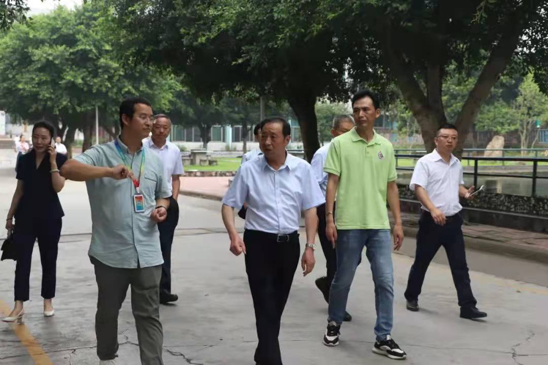 14109fa0a03a346b3eea0daac23995c.jpg